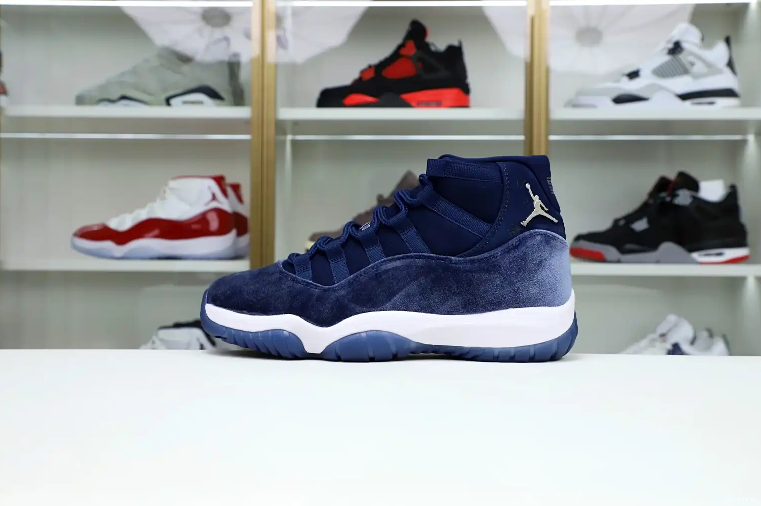 Kimikick MIDNIGHT NAVY RETRO JORDAN AIR 11 0823